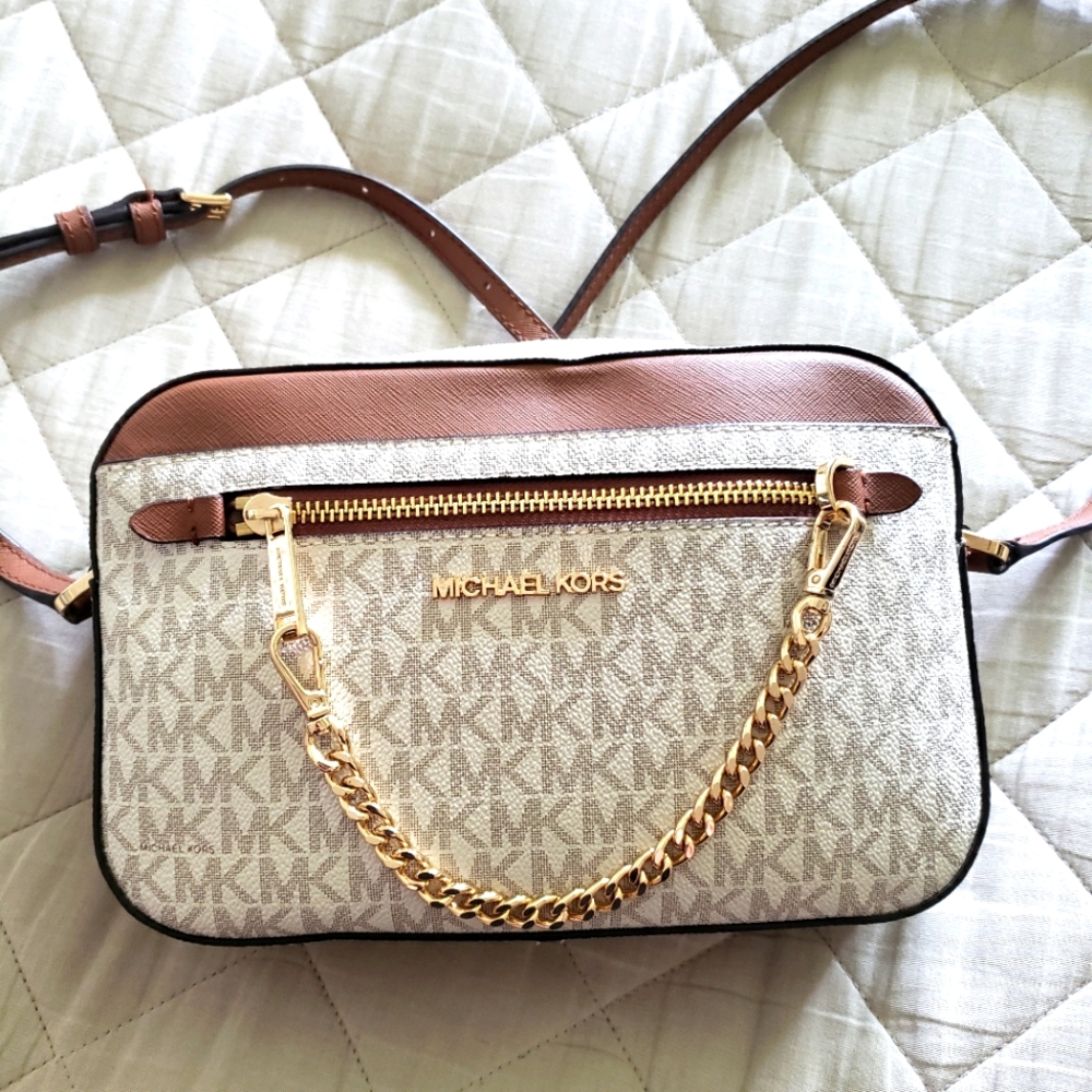 MK Jetset crossbody